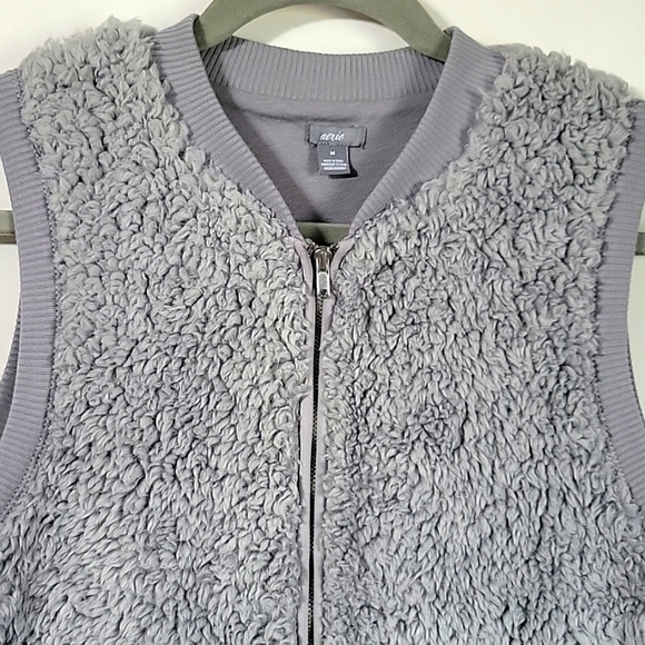 Aerie Offline Fluffy Cloud Sherpa Vest Grey Size M - Picture 8 of 11